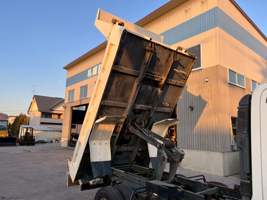 平成26年式デュトロダンプ　最大積載4000㎏　電動コボレーン