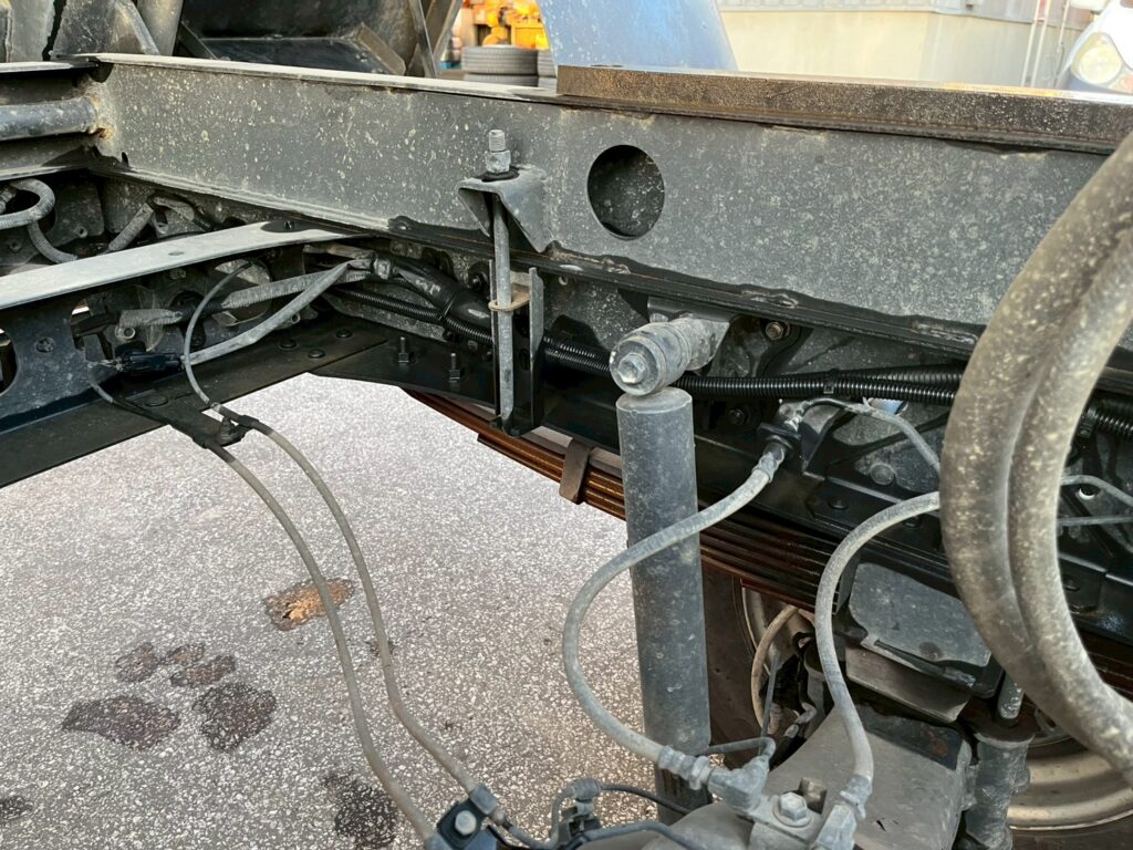 平成26年式デュトロダンプ　最大積載4000㎏　電動コボレーン