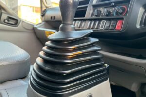 サムネイル: 平成26年式デュトロダンプ　最大積載4000㎏　電動コボレーン