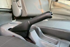 サムネイル: 平成26年式デュトロダンプ　最大積載4000㎏　電動コボレーン