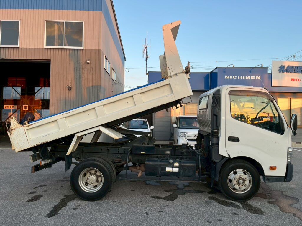 平成26年式デュトロダンプ　最大積載4000㎏　電動コボレーン