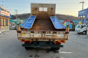 サムネイル: 平成26年式デュトロダンプ　最大積載4000㎏　電動コボレーン