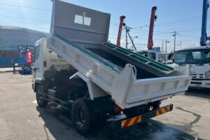 サムネイル: 平成27年式レンジャーダンプ　コボレーン　三方開き