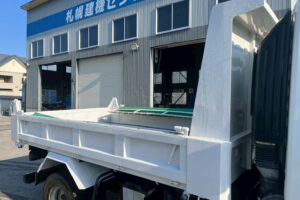 サムネイル: 平成27年式レンジャーダンプ　コボレーン　三方開き