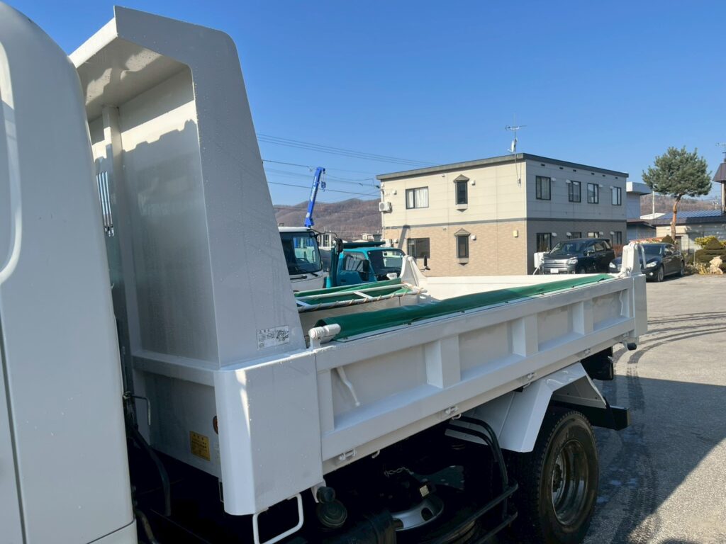 平成27年式レンジャーダンプ　コボレーン　三方開き