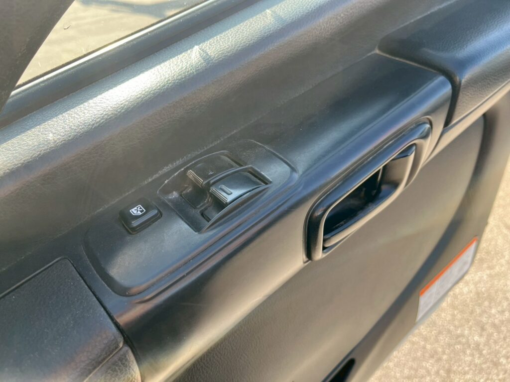 平成27年式レンジャーダンプ　コボレーン　三方開き