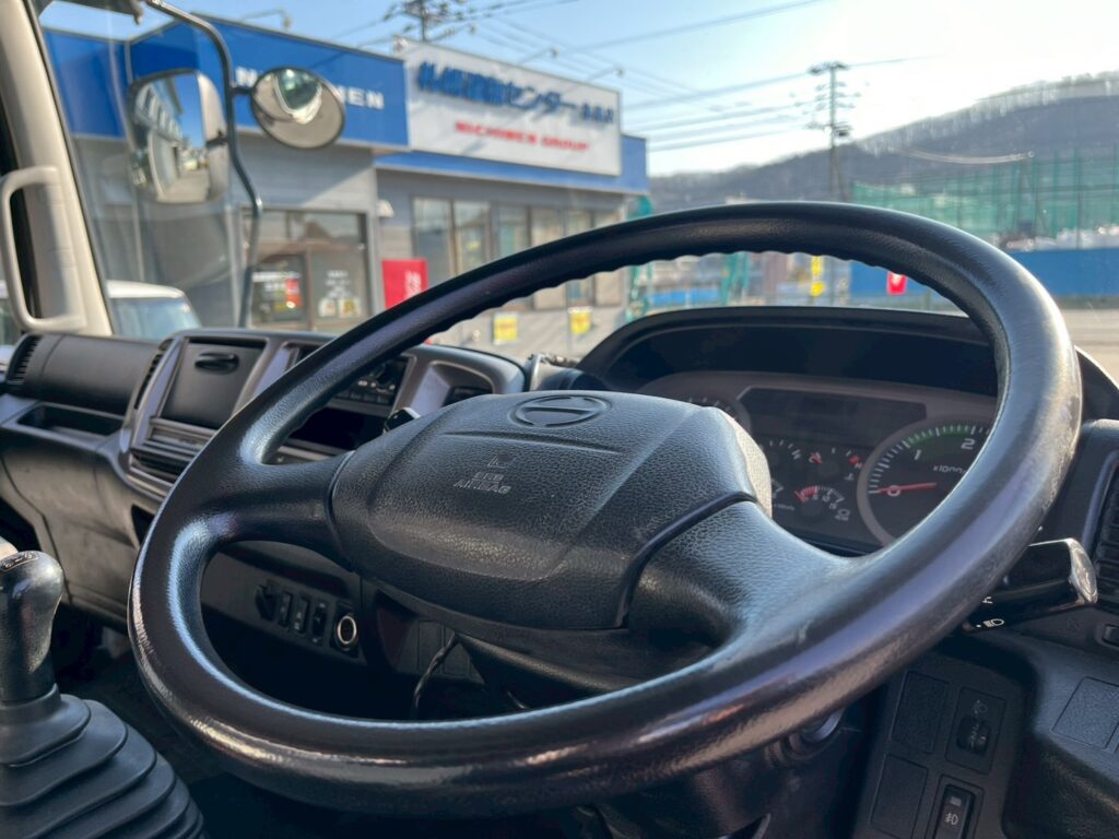 平成27年式レンジャーダンプ　コボレーン　三方開き