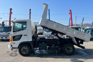 サムネイル: 平成27年式レンジャーダンプ　コボレーン　三方開き