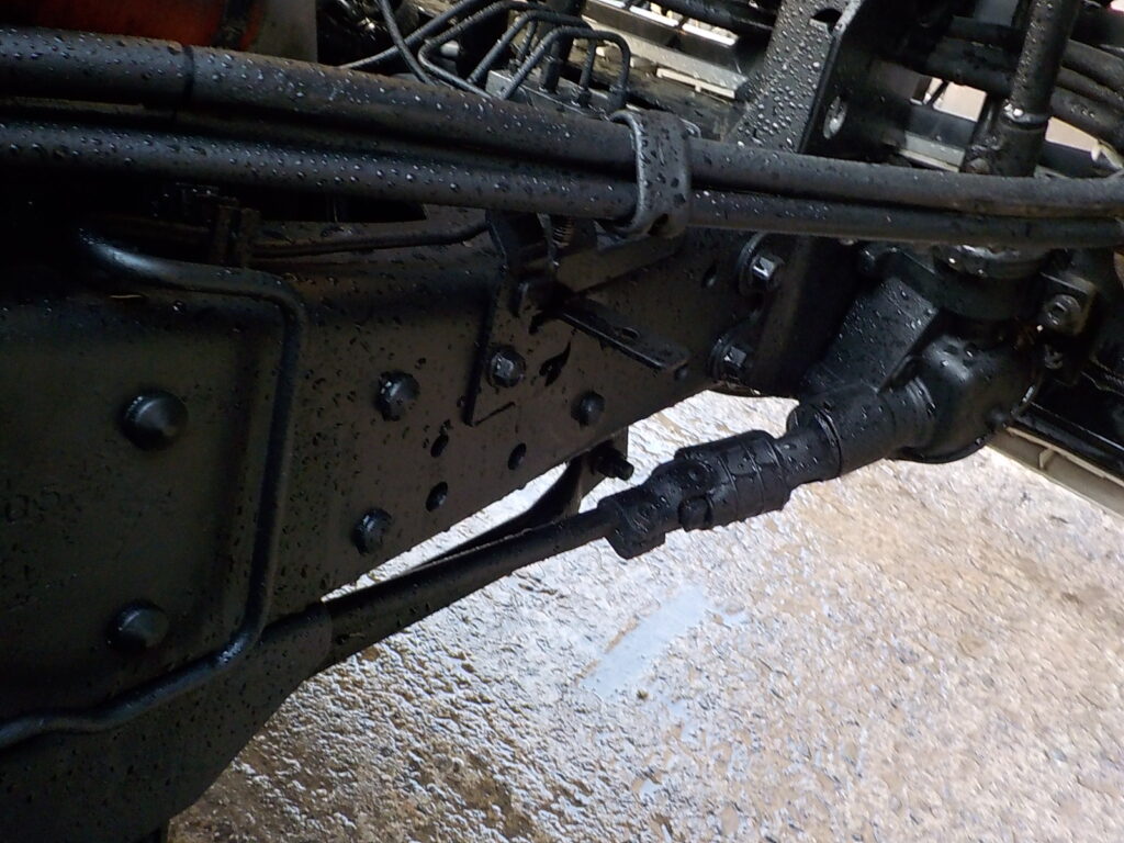 平成25年　エルフ 3ｔダンプ　コボレーン　