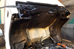 サムネイル: 平成25年　エルフ 3ｔダンプ　コボレーン　