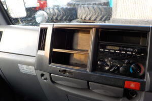 サムネイル: 平成25年　エルフ 3ｔダンプ　コボレーン　