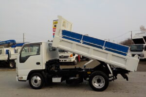 サムネイル: 平成25年　エルフ 3ｔダンプ　コボレーン　