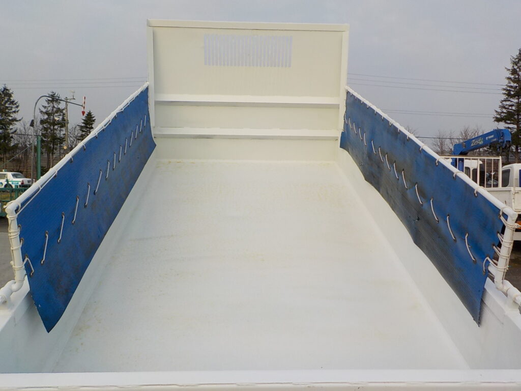 平成25年　エルフ 3ｔダンプ　コボレーン　