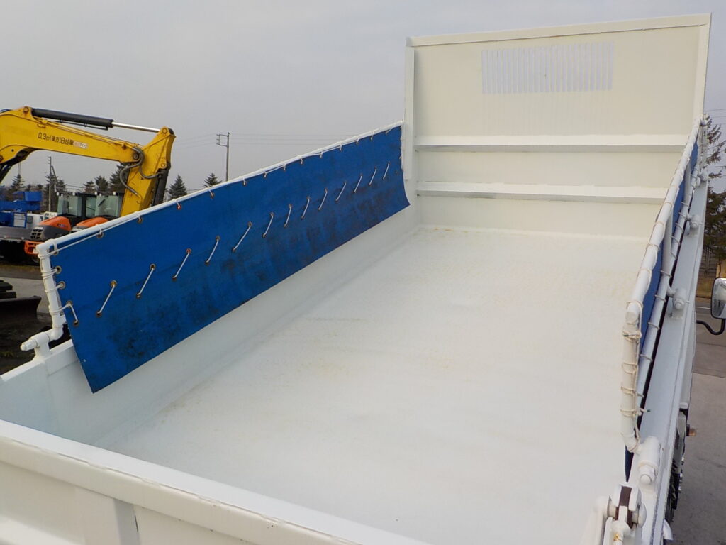 平成25年　エルフ 3ｔダンプ　コボレーン　