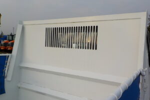 サムネイル: 平成25年　エルフ 3ｔダンプ　コボレーン　