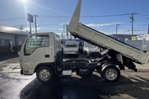 サムネイル: 平成30年　エルフ2トン強化ダンプ　車検1年付　フル装備　特殊シフト