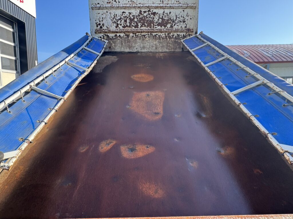 平成30年　エルフ2トン強化ダンプ　車検1年付　フル装備　特殊シフト