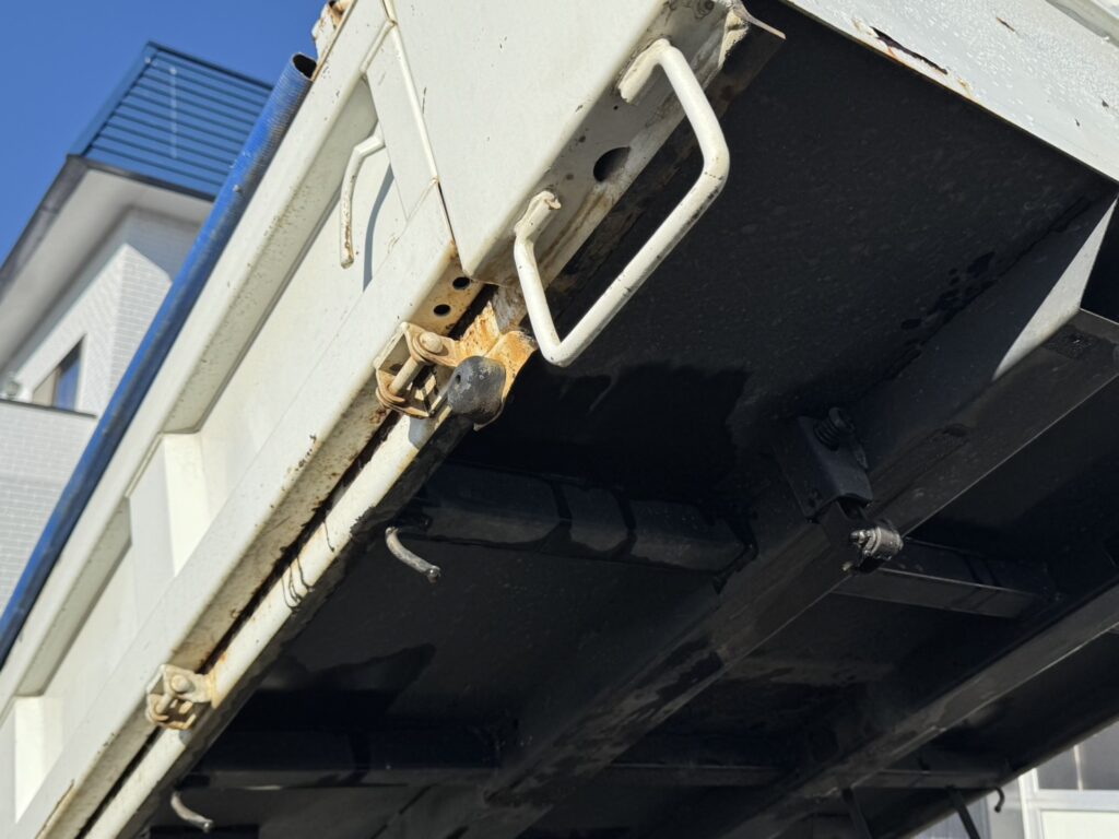 平成30年　エルフ2トン強化ダンプ　車検1年付　フル装備　特殊シフト