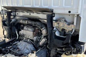 サムネイル: 平成30年　エルフ2トン強化ダンプ　車検1年付　フル装備　特殊シフト