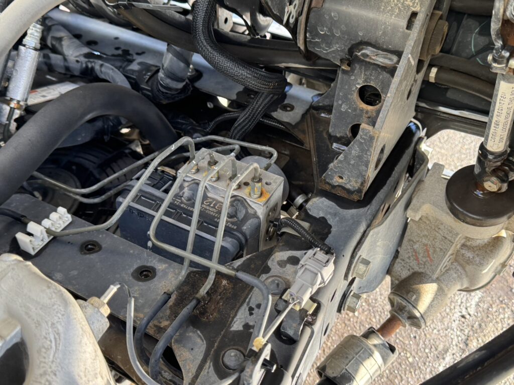 平成30年　エルフ2トン強化ダンプ　車検1年付　フル装備　特殊シフト