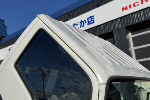 サムネイル: 平成30年　エルフ2トン強化ダンプ　車検1年付　フル装備　特殊シフト