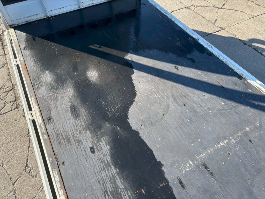 平成28年　トヨタ　ダイナ　２トン平ロング　4WD（車検1年付）