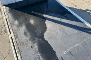 サムネイル: 平成28年　トヨタ　ダイナ　２トン平ロング　4WD（車検1年付）