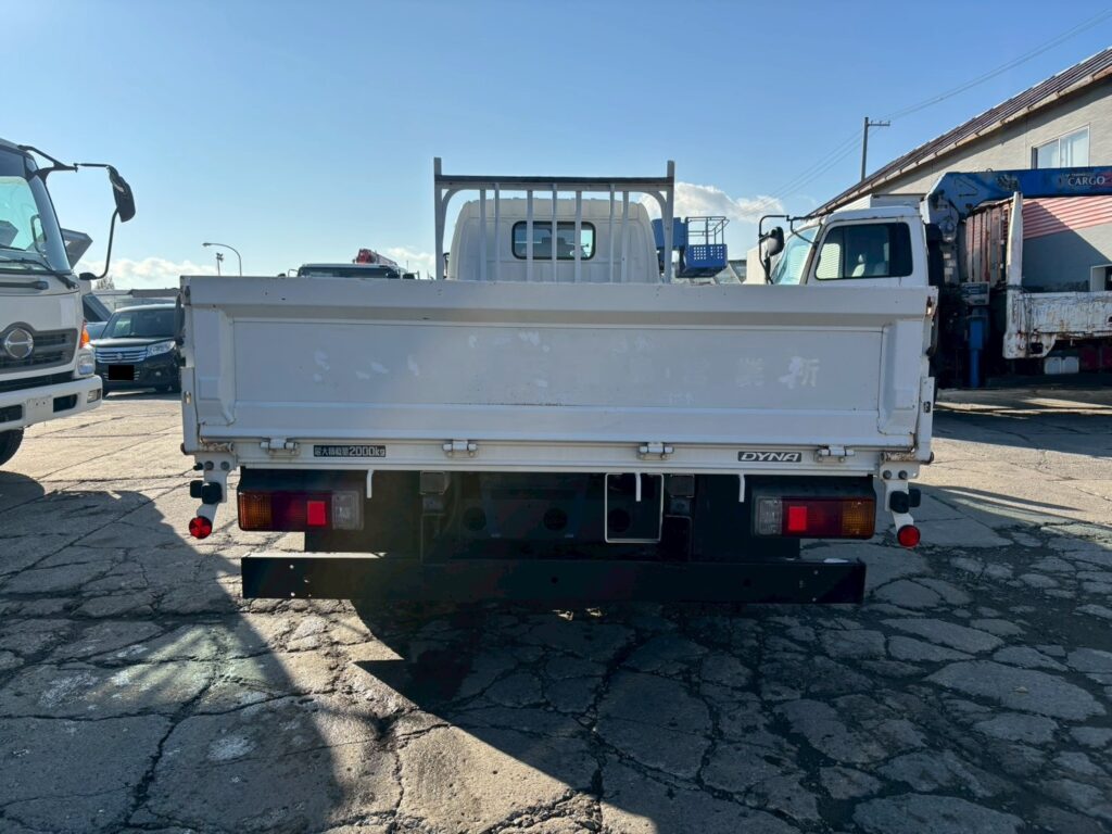 平成28年　トヨタ　ダイナ　２トン平ロング　4WD（車検1年付）