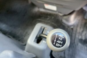 サムネイル: 平成26年式　バネット１トン箱車　４WD　後輪Wタイヤ