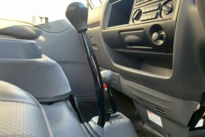 サムネイル: 平成26年式　バネット１トン箱車　４WD　後輪Wタイヤ