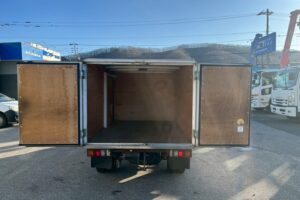 サムネイル: 平成26年式　バネット１トン箱車　４WD　後輪Wタイヤ