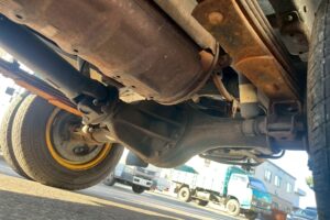 サムネイル: 平成26年式　バネット１トン箱車　４WD　後輪Wタイヤ