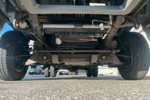 サムネイル: 平成26年式　バネット１トン箱車　４WD　後輪Wタイヤ