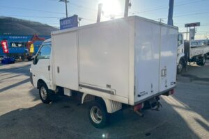 サムネイル: 平成26年式　バネット１トン箱車　４WD　後輪Wタイヤ