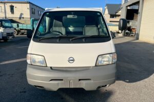 サムネイル: 平成26年式　バネット１トン箱車　４WD　後輪Wタイヤ