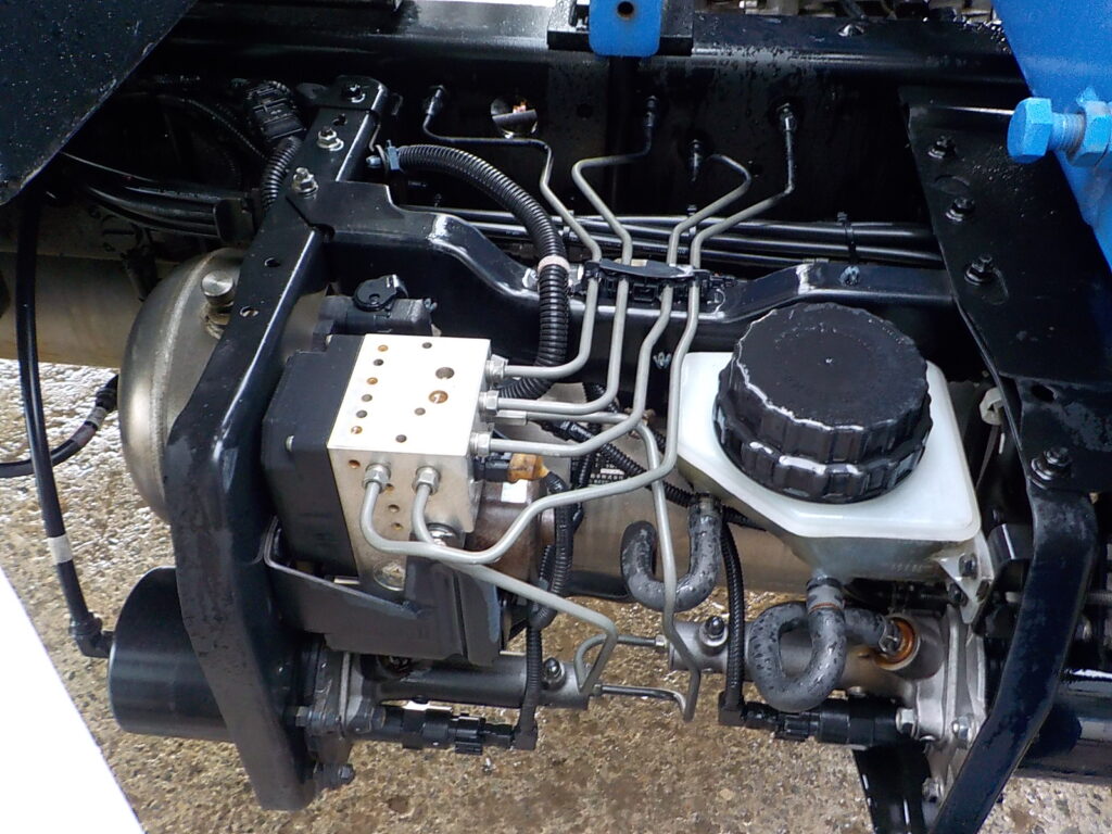 平成23年　レンジャー4ｔ4段クレーン　★ラジコン★フックイン★