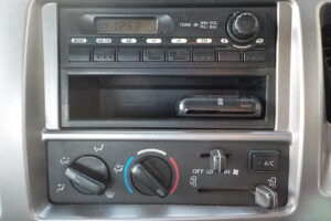 サムネイル: 平成23年　レンジャー4ｔ4段クレーン　★ラジコン★フックイン★