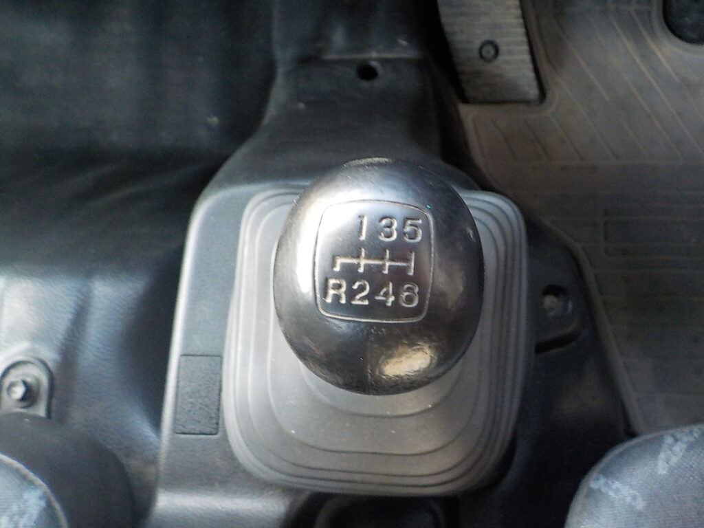 平成23年　レンジャー4ｔ4段クレーン　★ラジコン★フックイン★