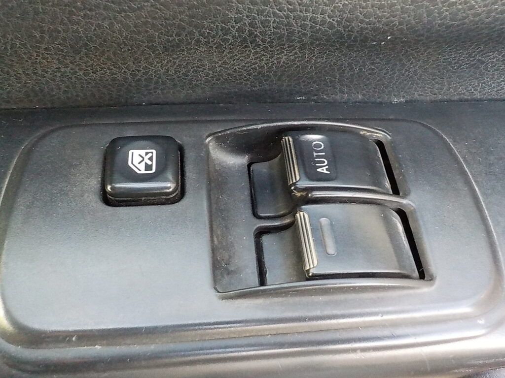 平成23年　レンジャー4ｔ4段クレーン　★ラジコン★フックイン★