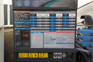 サムネイル: 平成23年　レンジャー4ｔ4段クレーン　★ラジコン★フックイン★