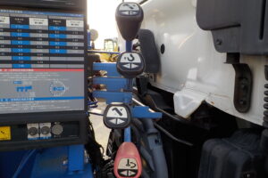 サムネイル: 平成23年　レンジャー4ｔ4段クレーン　★ラジコン★フックイン★