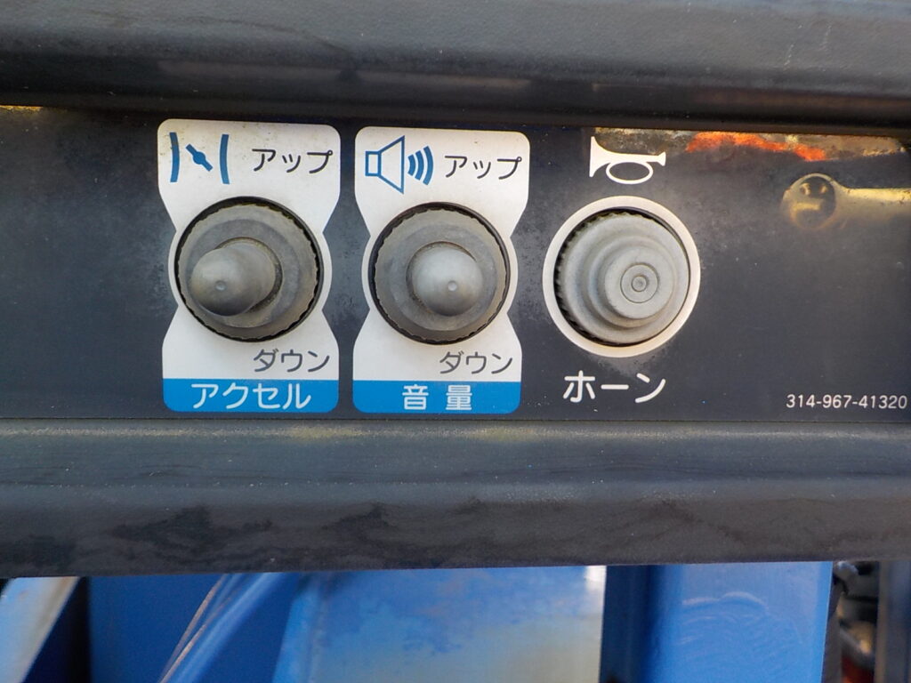 平成23年　レンジャー4ｔ4段クレーン　★ラジコン★フックイン★