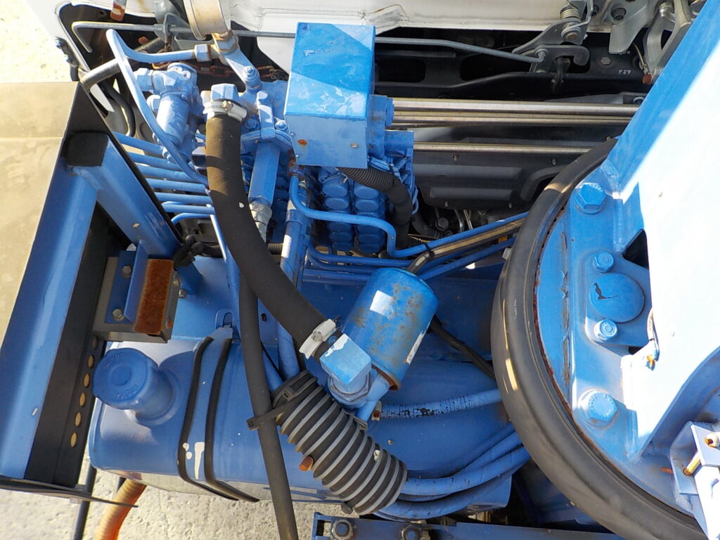 平成23年　レンジャー4ｔ4段クレーン　★ラジコン★フックイン★