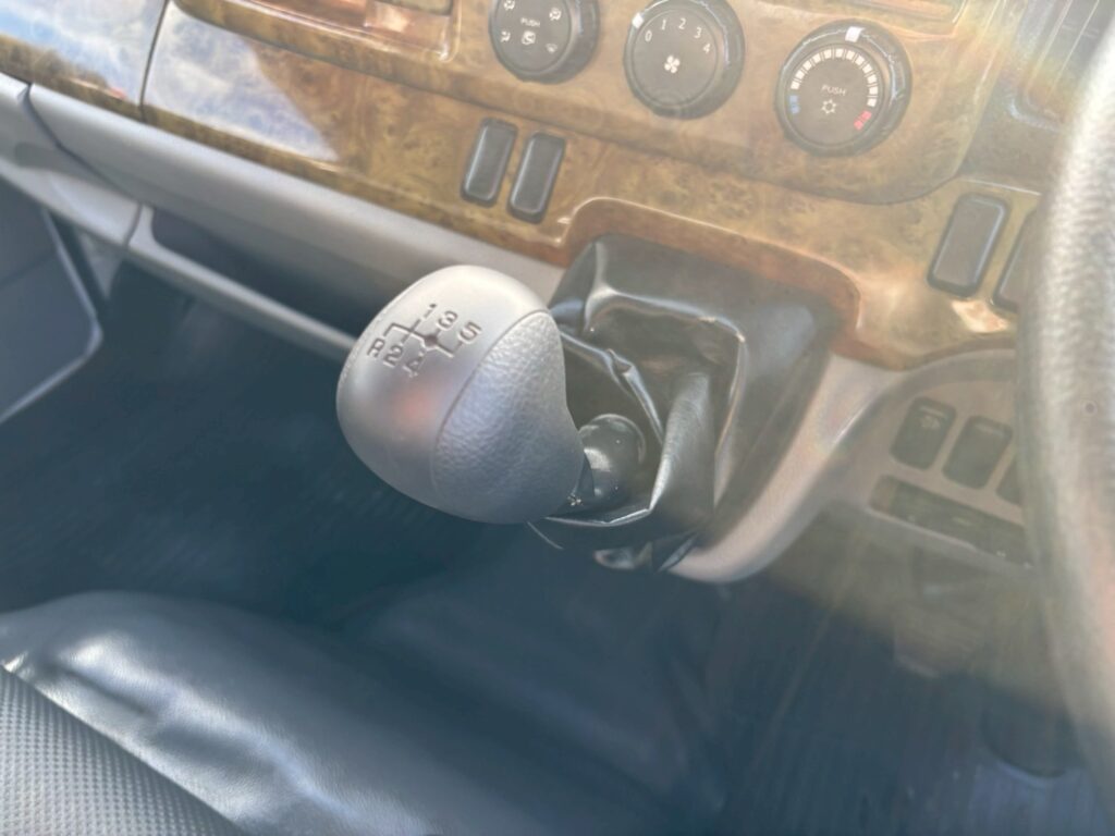 平成30年　三菱　キャンター　３トンダンプ　コボレーン付・小型貨物（4ﾅﾝﾊﾞｰ）（車検令和８年２月）