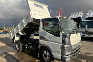 サムネイル: 平成30年　三菱　キャンター　３トンダンプ　コボレーン付・小型貨物（4ﾅﾝﾊﾞｰ）（車検令和８年２月）