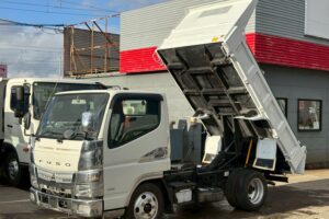 平成30年　三菱　キャンター　３トンダンプ　コボレーン付・小型貨物（4ﾅﾝﾊﾞｰ）（車検令和８年２月）