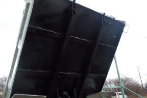 サムネイル: 平成25年　レンジャー 4ｔダンプ　★Ｌゲート★電動コボレーン★