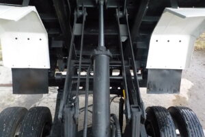 サムネイル: 平成25年　レンジャー 4ｔダンプ　★Ｌゲート★電動コボレーン★