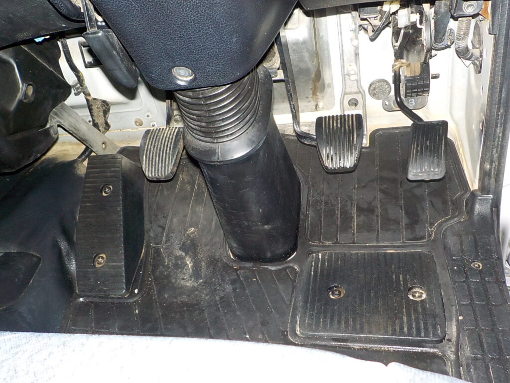 平成25年　レンジャー 4ｔダンプ　★Ｌゲート★電動コボレーン★