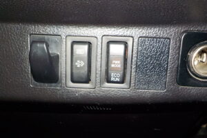 サムネイル: 平成25年　レンジャー 4ｔダンプ　★Ｌゲート★電動コボレーン★